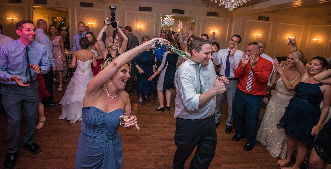 cherryville-photography-clinton-hunterdon-county-NJ-wedding-photographer, cute-sweet--fun-must-have-bride-groom-picture-molly-pitcher-inn