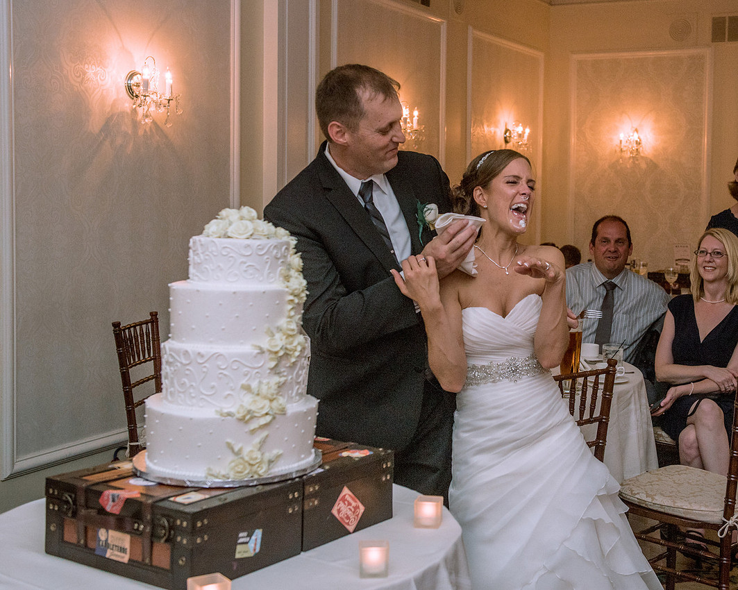 cherryville-photography-clinton-hunterdon-county-NJ-wedding-photographer, cute-sweet--fun-must-have-bride-groom-picture-molly-pitcher-inn
