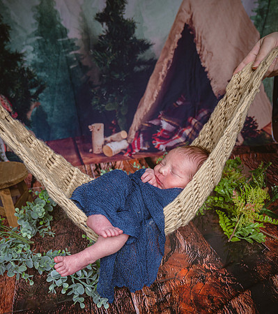 Newborn Photography at HunterdonCounty in November taken by Cherryville Photography located in Clinton, NJ-13