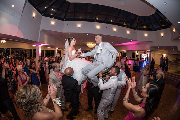 the palisadium, cherryville-photography, fun, nj-wedding-photographer, romantic, sweet, must-have-wedding-pictures, candid