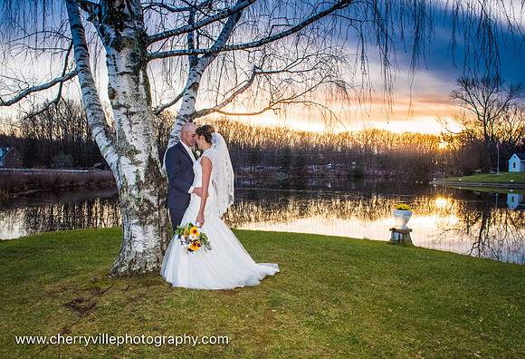 #NJWedding #PeronaFarms#Sunset#CherryvillePhotography cherryville-photography-clinton-hunterdon-county-NJ-wedding-photographer, cute-sweet--fun-must-have-bride-groom-picture-perona-farms-sunset.jpg750
