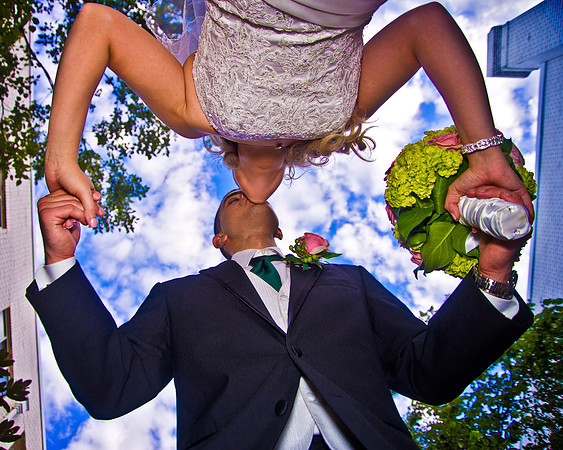 bride and groom kissing with sky by NJ Wedding Photographer