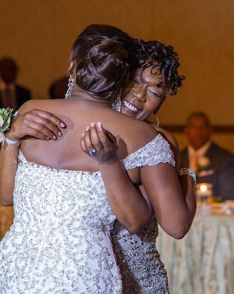 cherryville-photography, clinton-NJ-wedding-photographer, must-have-sweet-cute-romantic-wedding-pictures, the-grove