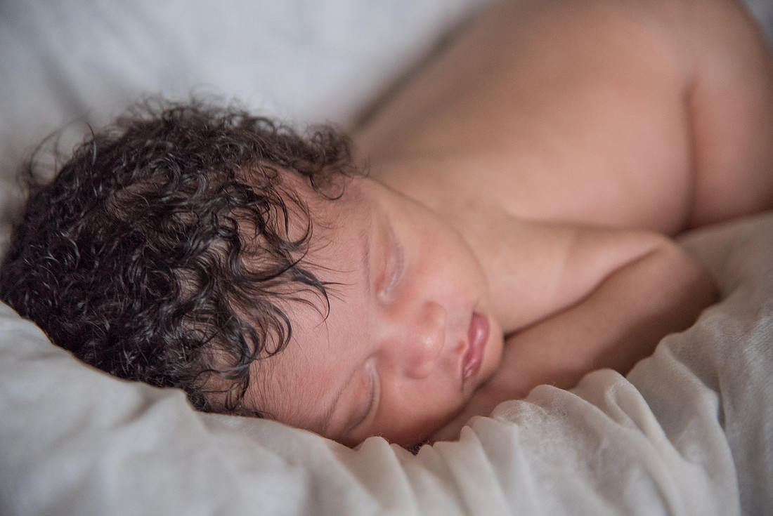 1,clinton-NJ-neworn-photographer-photographer, cute-sweet--fun-must-have-newborn-baby-picture