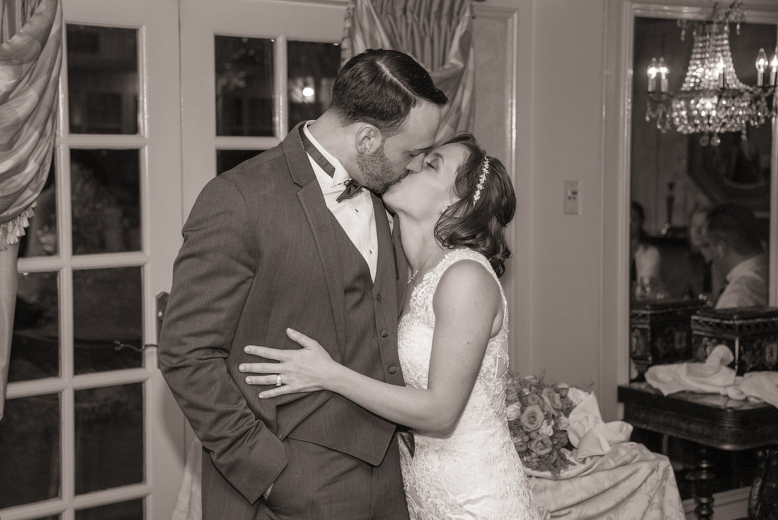 us-equestrian-team,Olde-mill-inn, cherryville-photography, clinton-NJ-wedding-photographer, must-have-sweet-cute-romantic-wedding-pictures