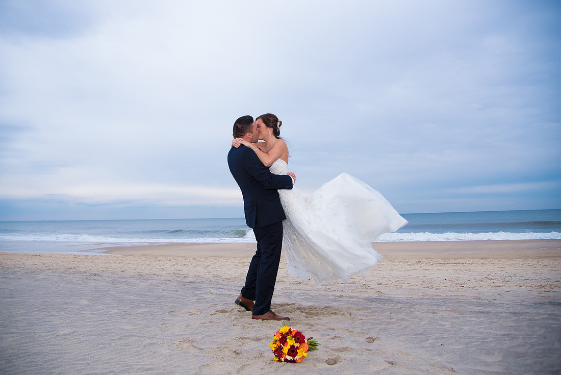 beach, cherryville-photography, clinton-NJ-wedding-photographer, jersey-shore, must-have-sweet-cute-romantic-wedding-pictures, windows-on-the-water