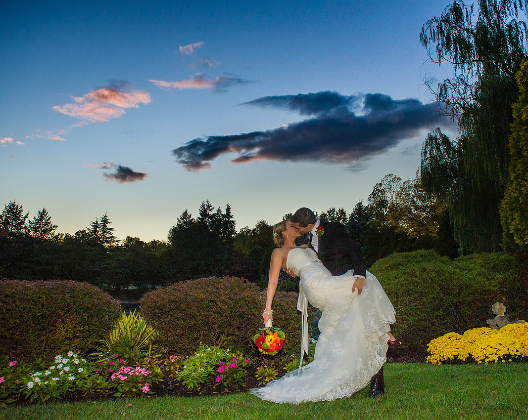 1,bridgewater-manor, cherryville-photography, clinton-NJ-wedding-photographer, must-have-sweet-cute-romantic-wedding-pictures