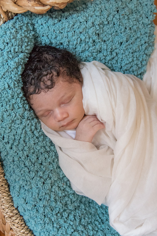 1,clinton-NJ-neworn-photographer-photographer, cute-sweet--fun-must-have-newborn-baby-picture