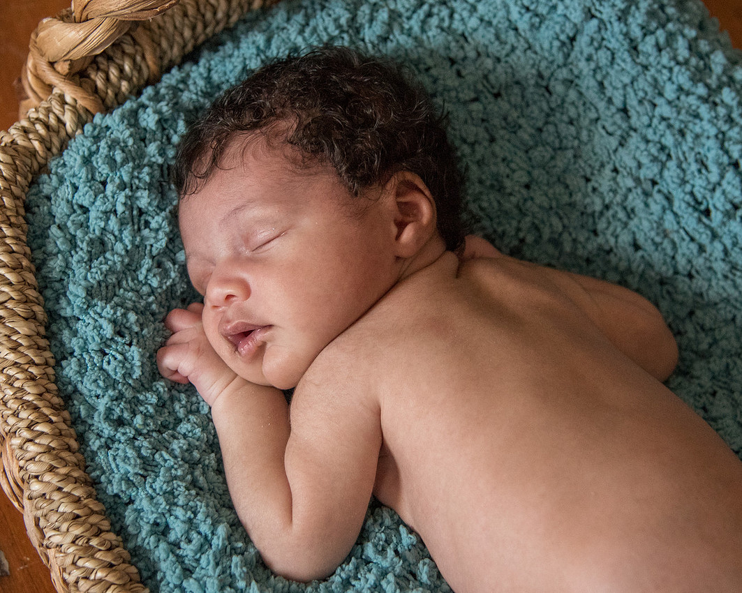 1,clinton-NJ-neworn-photographer-photographer, cute-sweet--fun-must-have-newborn-baby-picture