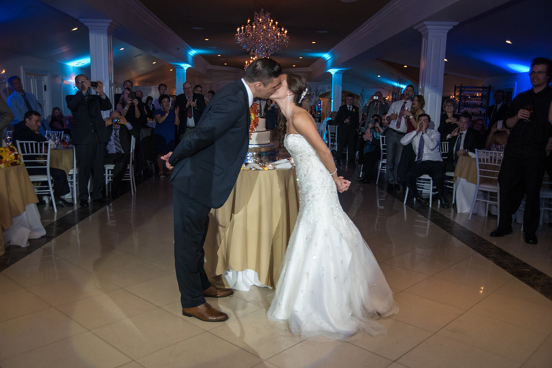 beach, cherryville-photography, clinton-NJ-wedding-photographer, jersey-shore, must-have-sweet-cute-romantic-wedding-pictures, windows-on-the-water