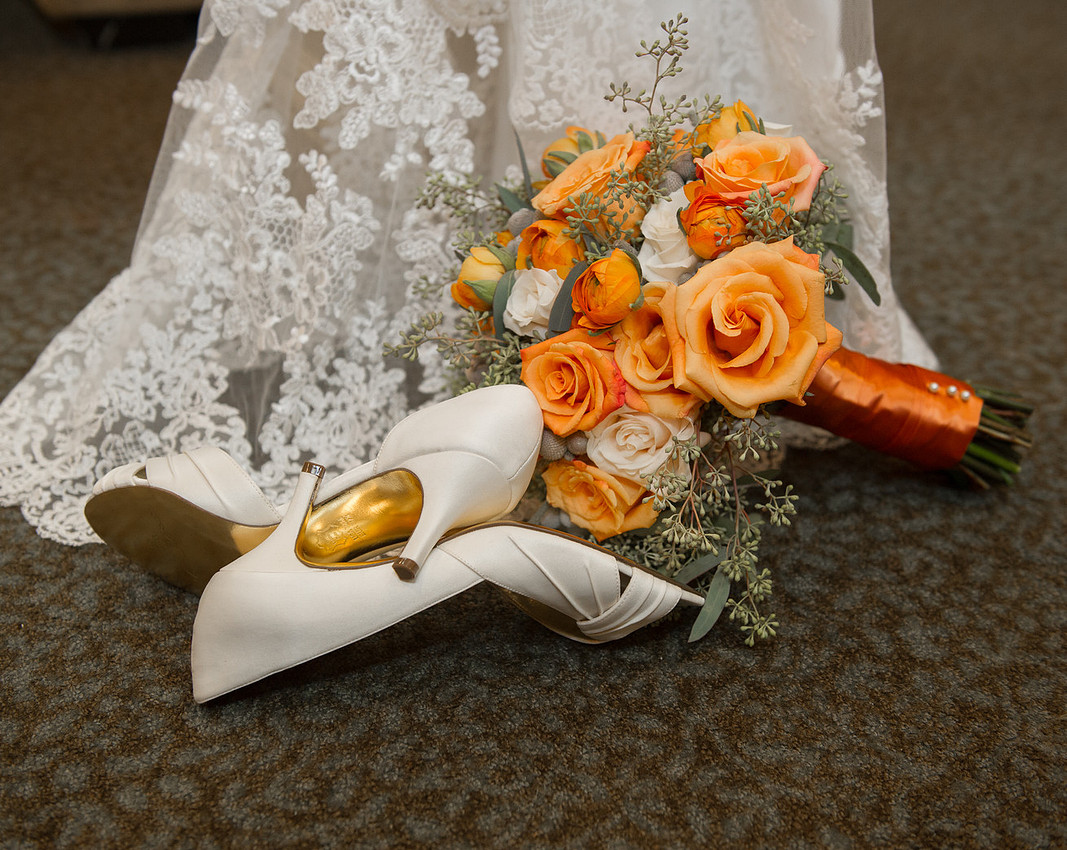 us-equestrian-team,Olde-mill-inn, cherryville-photography, clinton-NJ-wedding-photographer, must-have-sweet-cute-romantic-wedding-pictures