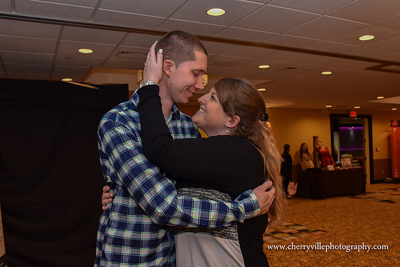 3clinton-NJ-wedding-photographer, cute-sweet-romantic-fun-must-have-engagement-picture