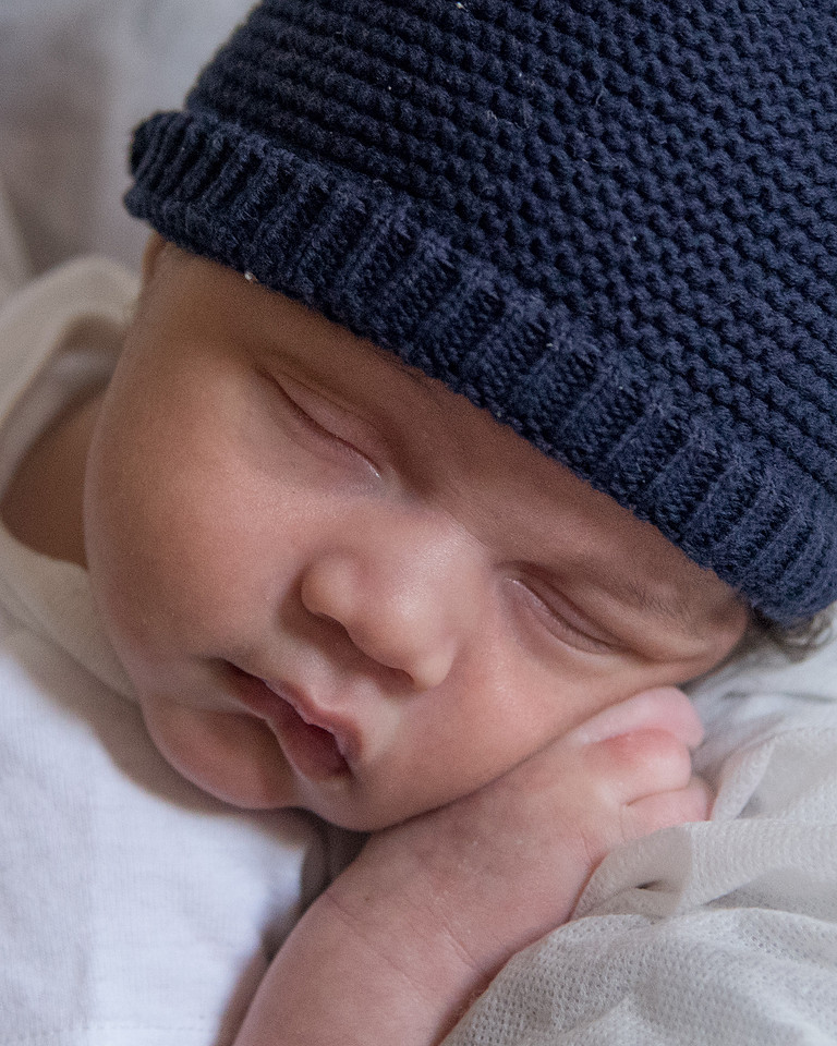 1,clinton-NJ-neworn-photographer-photographer, cute-sweet--fun-must-have-newborn-baby-picture