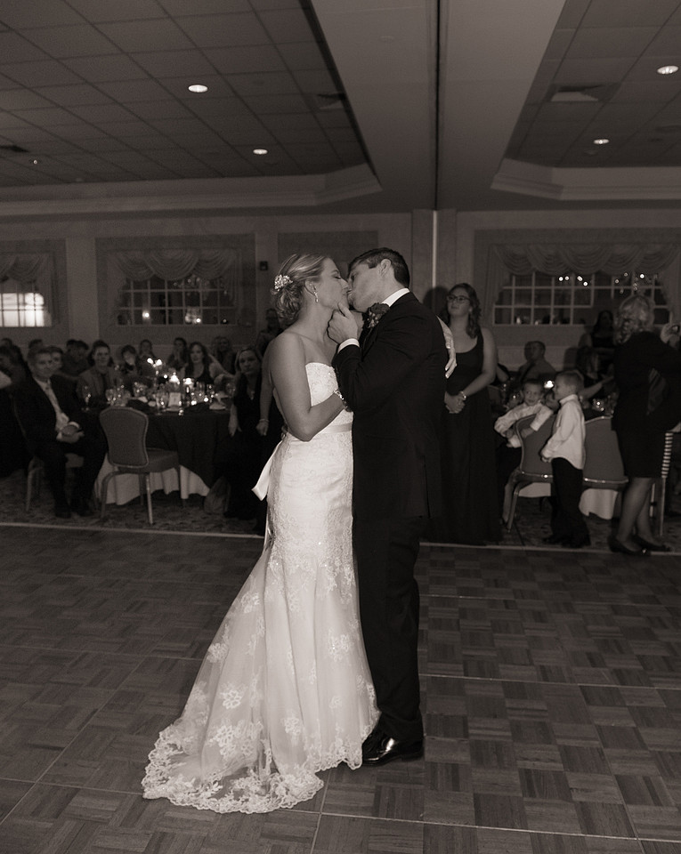 1,bridgewater-manor, cherryville-photography, clinton-NJ-wedding-photographer, must-have-sweet-cute-romantic-wedding-pictures