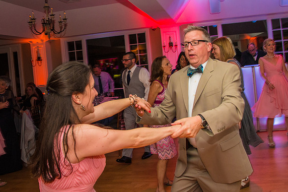 1,clinton-hunterdon-county-NJ-wedding-photographer, cute-sweet--fun-must-have-bride-groom-picture-cherryville-photography-rock-island-lake-club