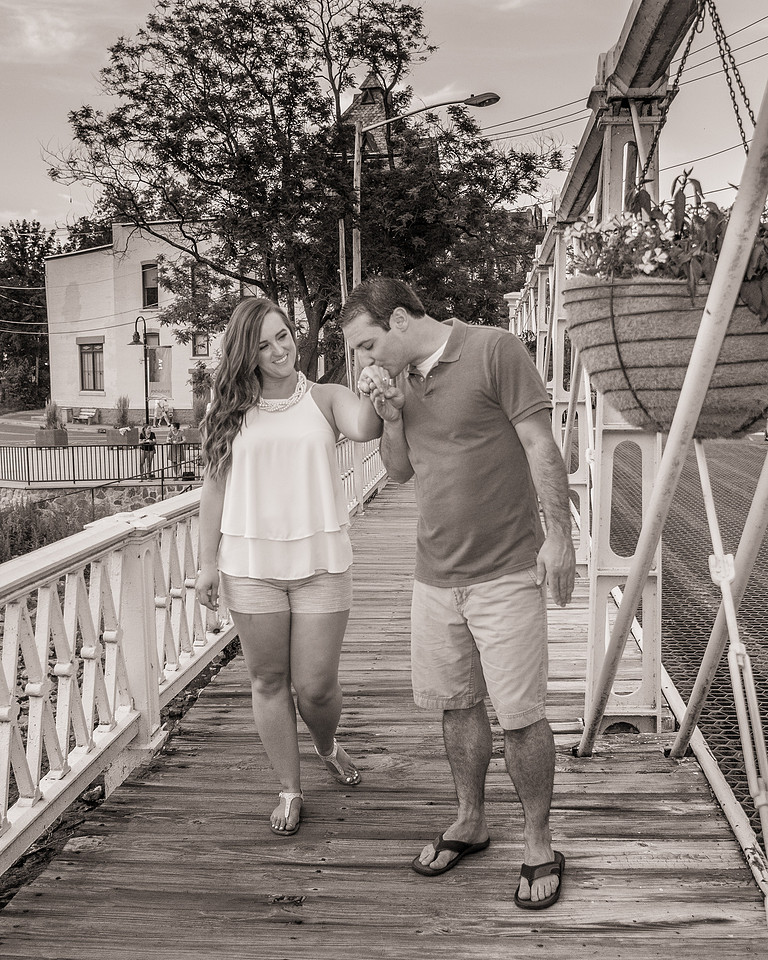 clinton-hunterdon-county-NJ-portrait-photographer, cute-sweet--fun-must-have-engagement-picture-wedding-cherryville-photography