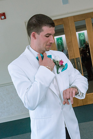 1,clinton-hunterdon-county-NJ-wedding-photographer, cute-sweet--fun-must-have-bride-groom-picture-cherryville-photography-primavera