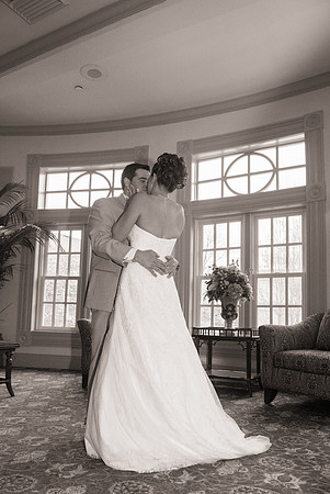 1,clinton-hunterdon-county-NJ-wedding-photographer, cute-sweet--fun-must-have-bride-groom-picture-olde-mill-inn