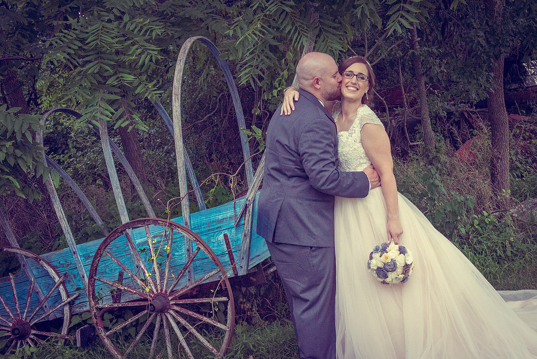 1,clinton-hunterdon-county-NJ-wedding-photographer, cute-sweet--fun-must-have-bride-groom-picture-cherryville-photography-flanders-valley-cc-rustic-barn