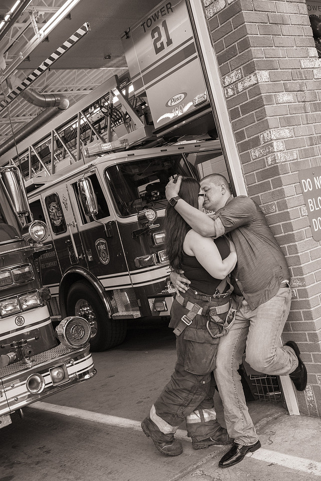 1,clinton-hunterdon-county-NJ-wedding-photographer, cute-sweet--fun-must-have-bride-groom-picture-firefighter-engagement