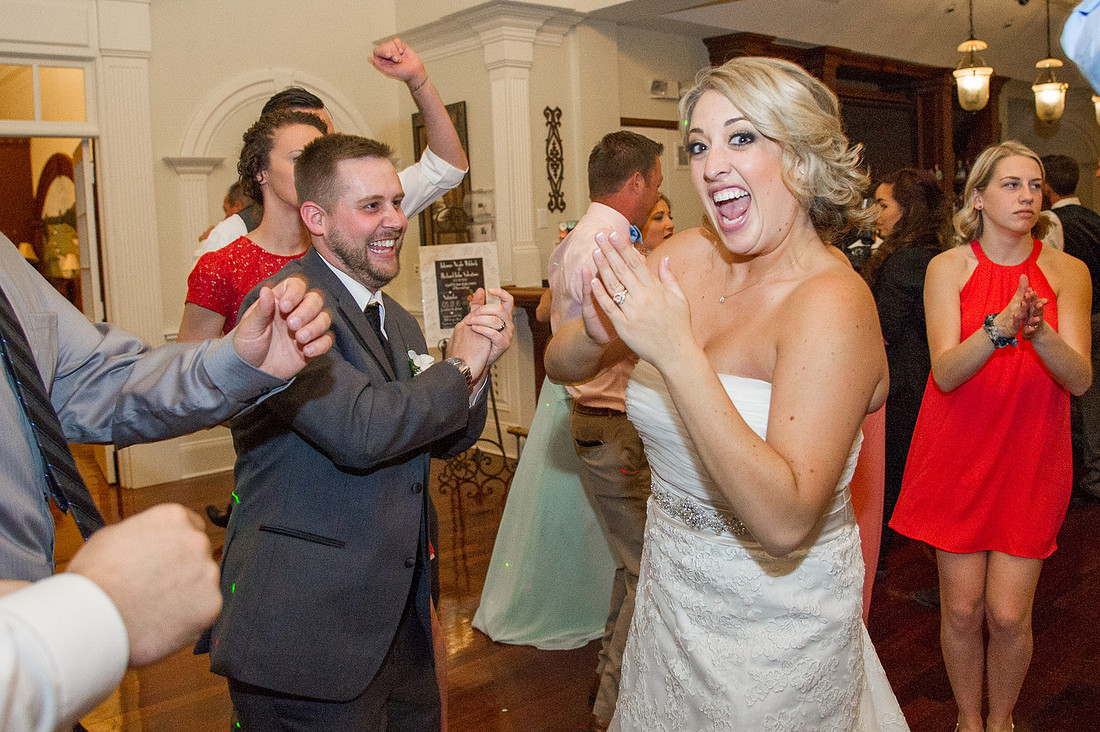 1,clinton-hunterdon-county-NJ-wedding-photographer, cute-sweet--fun-must-have-bride-groom-picture-architechts-golf-club
