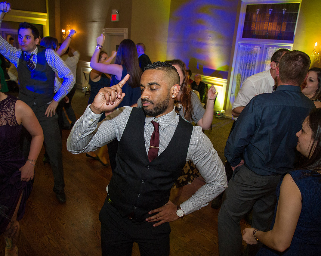 1,cherryville-photography, clinton-hunterdon-country-NJ-wedding-photographer, davids-country-inn, must-have-sweet-cute-romantic-wedding-pictures, the-celebs