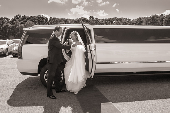 2,clinton-hunterdon-county-NJ-wedding-photographer, cute-sweet--fun-must-have-bride-groom-picture-cherryville-photography-primavera