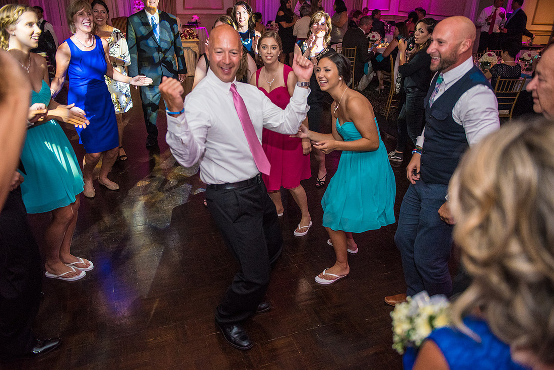 1,clinton-hunterdon-county-NJ-wedding-photographer, cute-sweet--fun-must-have-bride-groom-picture-cherryville-photography-primavera