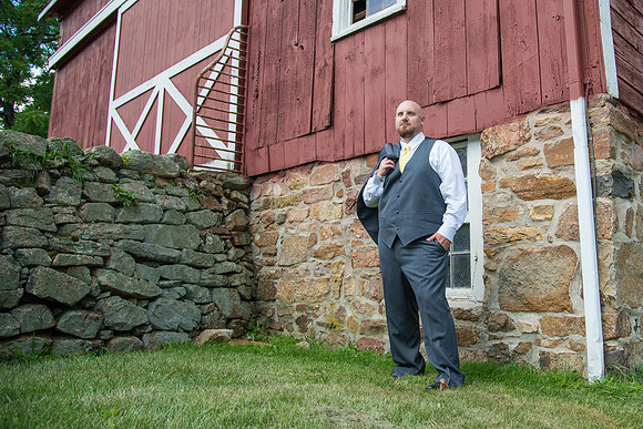 8,clinton-hunterdon-county-NJ-wedding-photographer, cute-sweet--fun-must-have-bride-groom-picture-cherryville-photography-flanders-valley-cc-rustic-barn