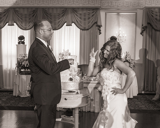 49,clinton-hunterdon-county-NJ-wedding-photographer, cute-sweet--fun-must-have-bride-groom-picture-cherryville-photography-primavera