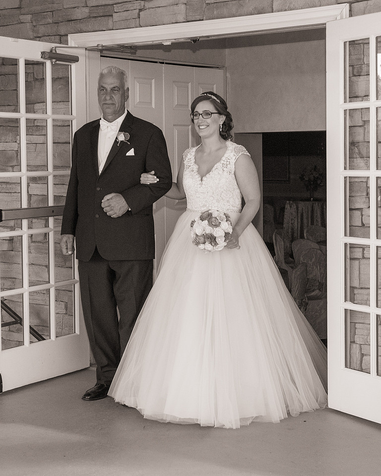 1,clinton-hunterdon-county-NJ-wedding-photographer, cute-sweet--fun-must-have-bride-groom-picture-cherryville-photography-flanders-valley-cc-rustic-barn