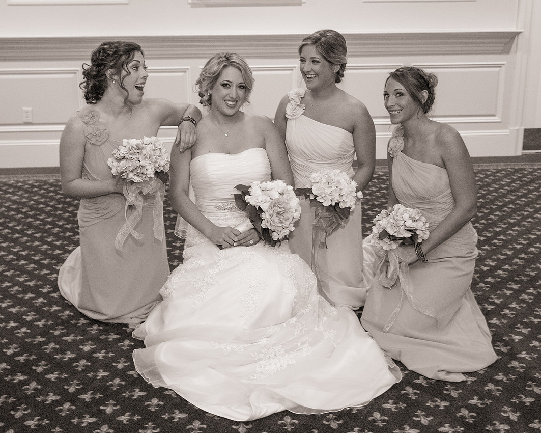1,clinton-hunterdon-county-NJ-wedding-photographer, cute-sweet--fun-must-have-bride-groom-picture-architechts-golf-club
