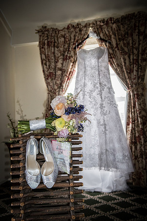 1,clinton-hunterdon-county-NJ-wedding-photographer, cute-sweet--fun-must-have-bride-groom-picture-olde-mill-inn