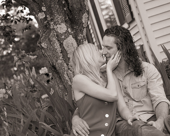 38,clinton-hunterdon-county-NJ-wedding-photographer, cute-sweet--fun-must-have-bride-groom-picture, cute-sweet--fun-must-have-engagement-picture