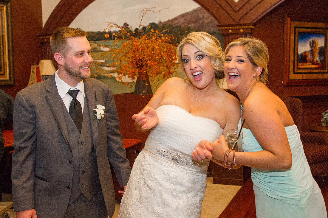 1,clinton-hunterdon-county-NJ-wedding-photographer, cute-sweet--fun-must-have-bride-groom-picture-architechts-golf-club