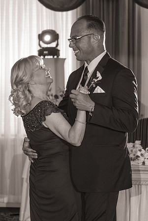 33,clinton-hunterdon-county-NJ-wedding-photographer, cute-sweet--fun-must-have-bride-groom-picture-cherryville-photography-primavera