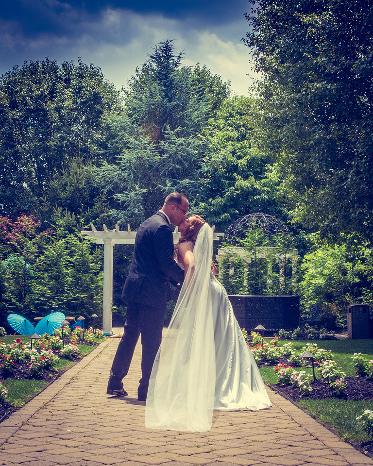 1,clinton-hunterdon-county-NJ-wedding-photographer, cute-sweet--fun-must-have-bride-groom-picture-cherryville-photography-primavera