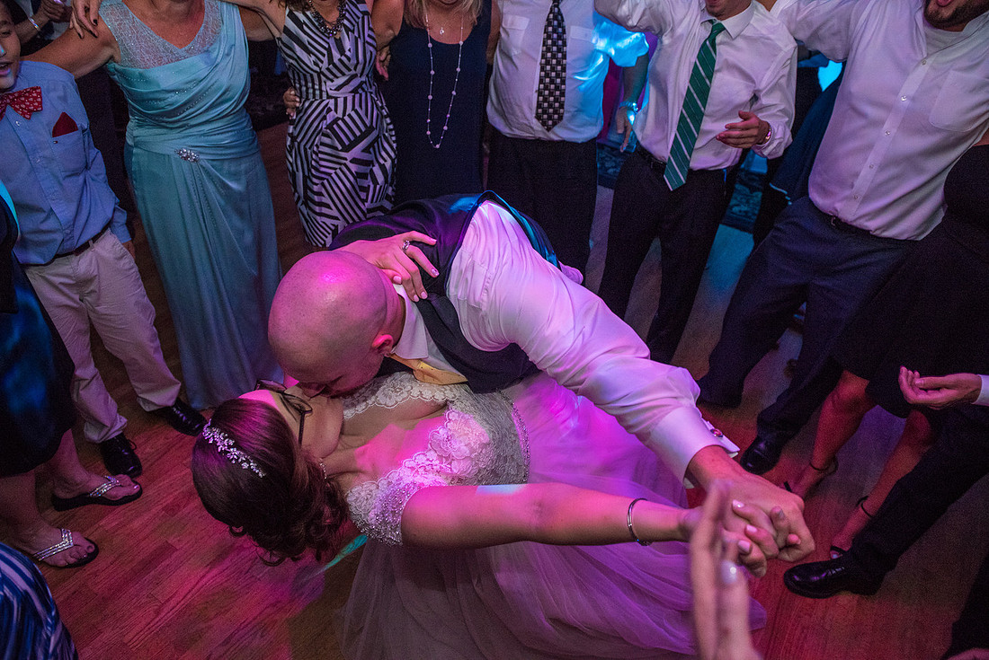 1,clinton-hunterdon-county-NJ-wedding-photographer, cute-sweet--fun-must-have-bride-groom-picture-cherryville-photography-flanders-valley-cc-rustic-barn
