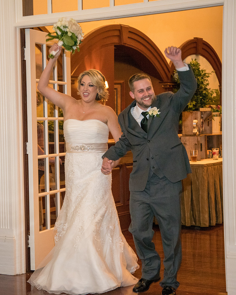 1,clinton-hunterdon-county-NJ-wedding-photographer, cute-sweet--fun-must-have-bride-groom-picture-architechts-golf-club