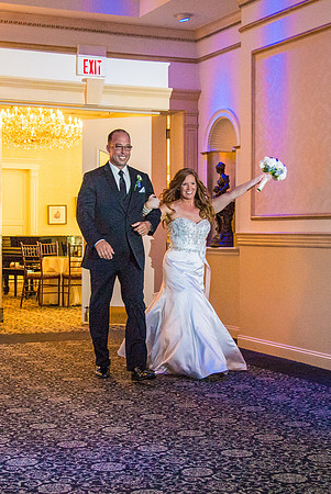 28,clinton-hunterdon-county-NJ-wedding-photographer, cute-sweet--fun-must-have-bride-groom-picture-cherryville-photography-primavera