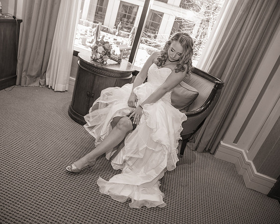 4,Basking-ridge-country-club, cherryville-photography, clinton-hunterdon-country-NJ-wedding-photographer, cross-estates, dolce, must-have-sweet-cute-romantic-wedding-pictures