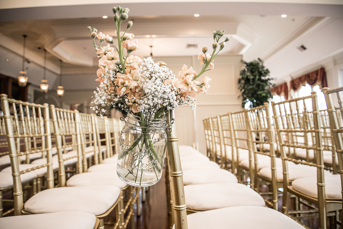 1,clinton-hunterdon-county-NJ-wedding-photographer, cute-sweet--fun-must-have-bride-groom-picture-architechts-golf-club