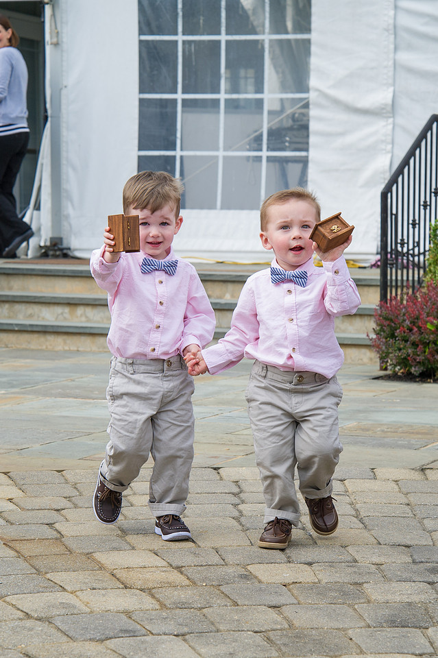 1,clinton-hunterdon-county-NJ-wedding-photographer, cute-sweet--fun-must-have-bride-groom-picture-architechts-golf-club-cherryville-photography