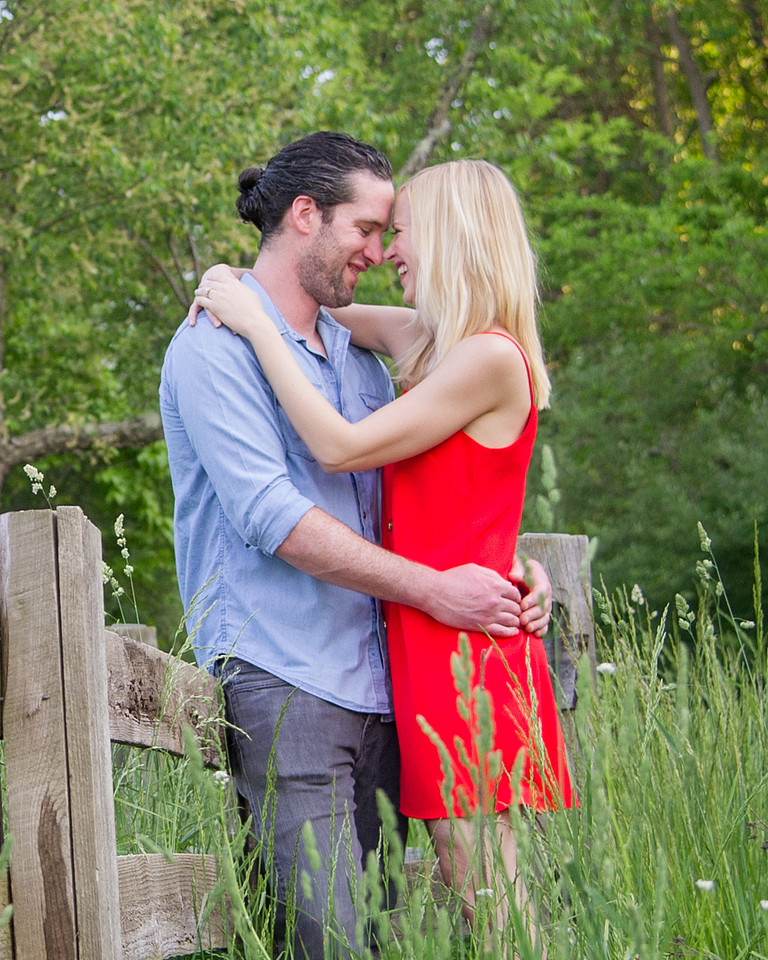 2,clinton-hunterdon-county-NJ-wedding-photographer, cute-sweet--fun-must-have-bride-groom-picture, cute-sweet--fun-must-have-engagement-picture