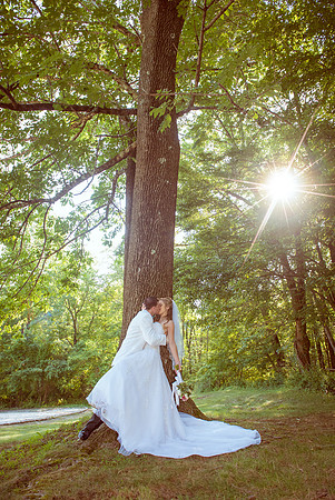 18,clinton-hunterdon-county-NJ-wedding-photographer, cute-sweet--fun-must-have-bride-groom-picture-cherryville-photography-primavera