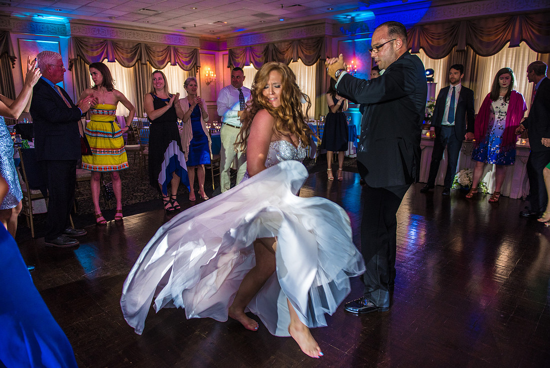 1,clinton-hunterdon-county-NJ-wedding-photographer, cute-sweet--fun-must-have-bride-groom-picture-cherryville-photography-primavera