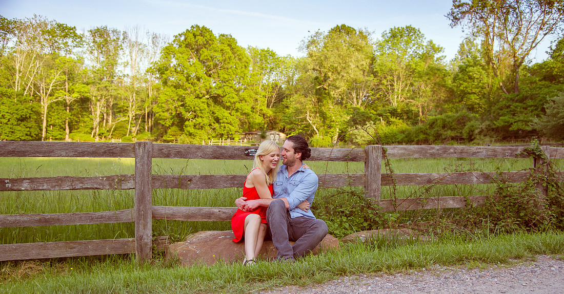 2,clinton-hunterdon-county-NJ-wedding-photographer, cute-sweet--fun-must-have-bride-groom-picture, cute-sweet--fun-must-have-engagement-picture