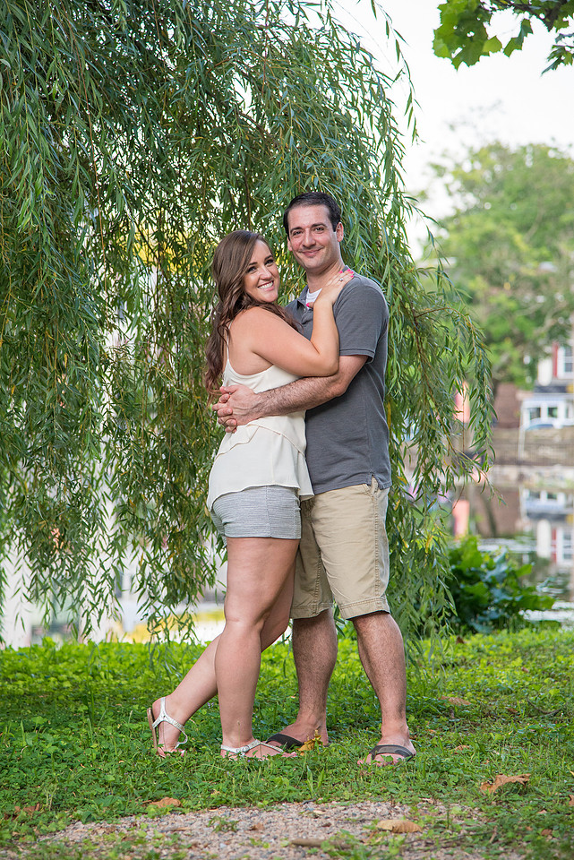 clinton-hunterdon-county-NJ-portrait-photographer, cute-sweet--fun-must-have-engagement-picture-wedding-cherryville-photography