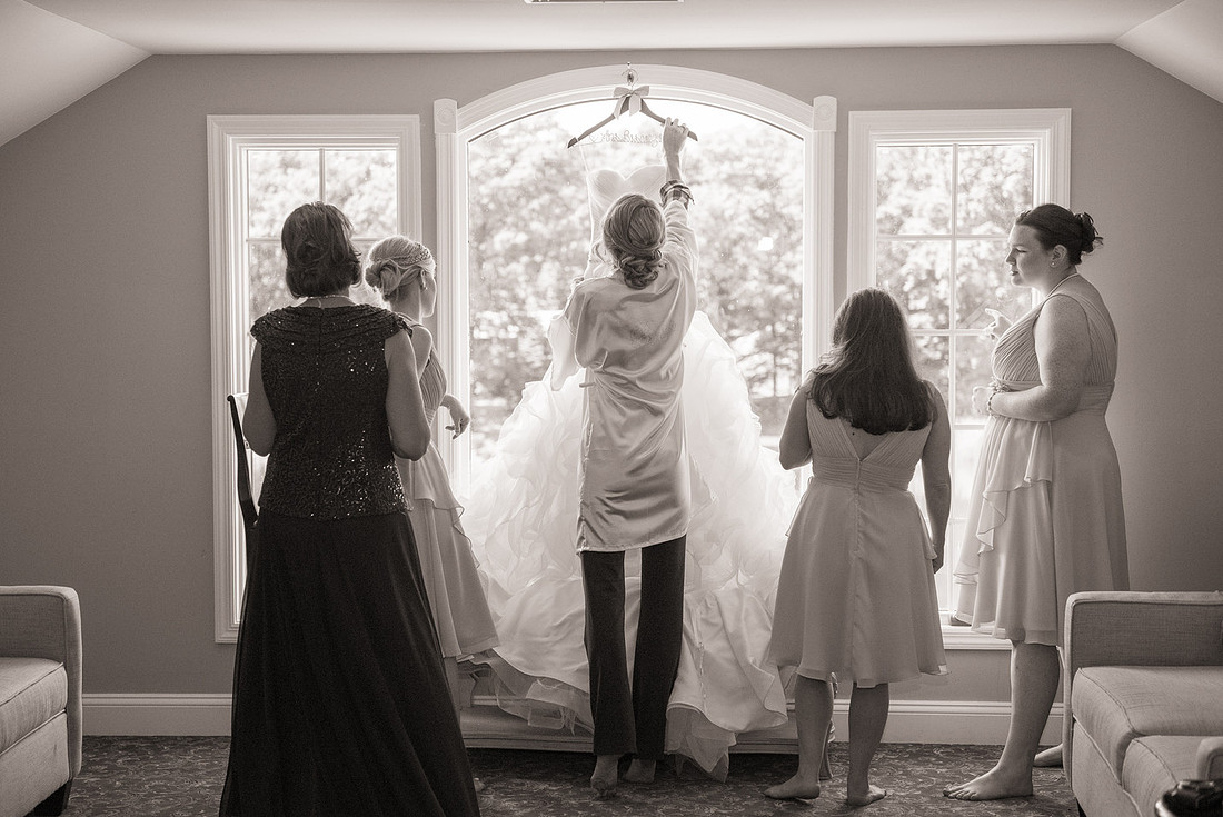 1,clinton-hunterdon-county-NJ-wedding-photographer, cute-sweet--fun-must-have-bride-groom-picture-cherryville-photography-rock-island-lake-club