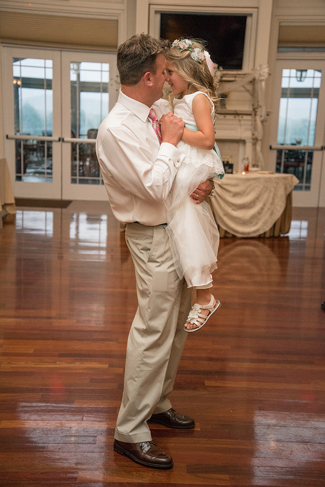 1,clinton-hunterdon-county-NJ-wedding-photographer, cute-sweet--fun-must-have-bride-groom-picture-architechts-golf-club